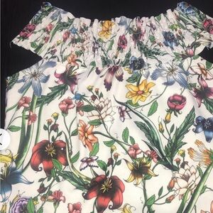 Zara Trafaluc Floral top